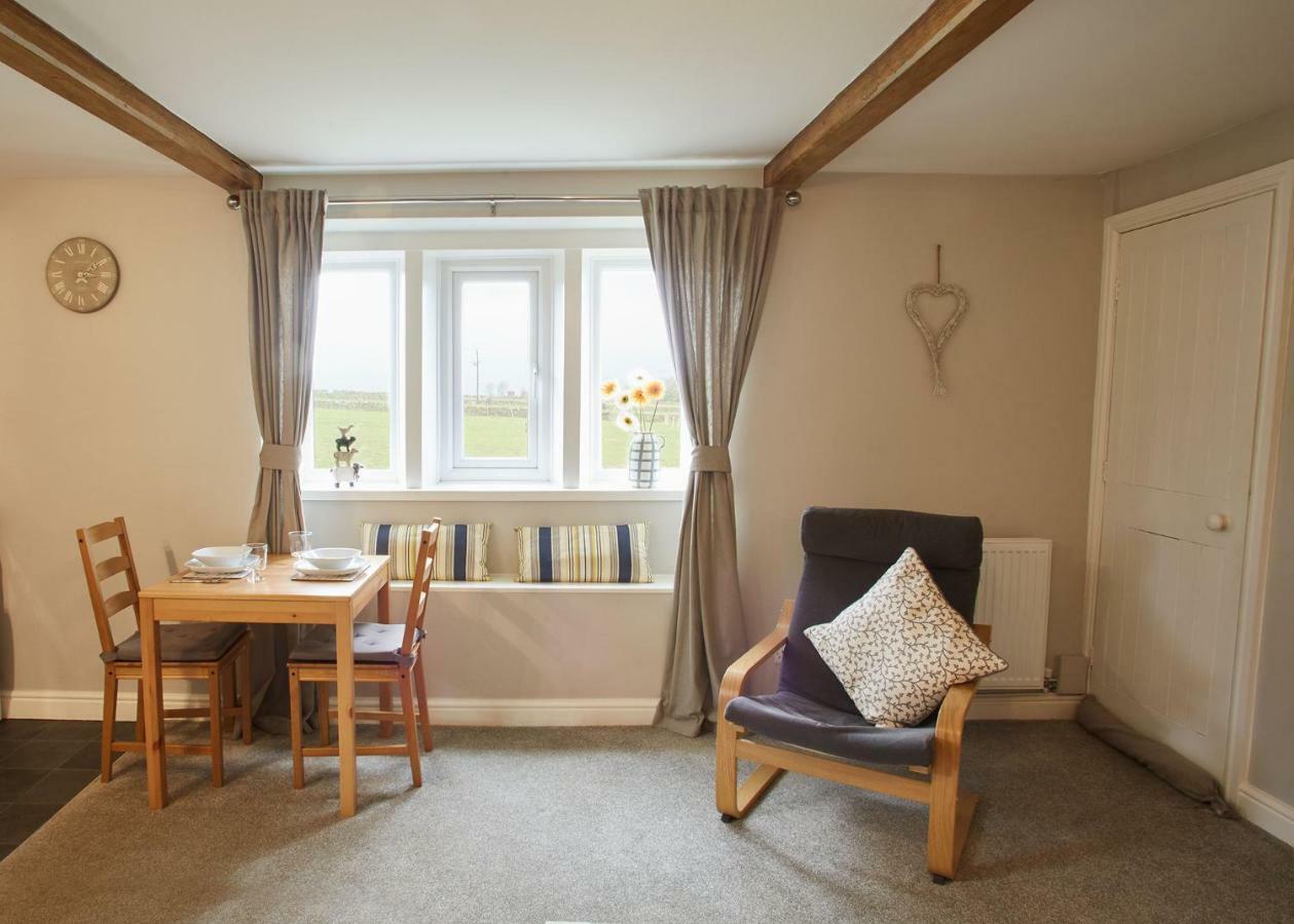Host & Stay - Cosy Cottage Emley Exteriér fotografie